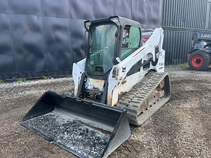 2015-bobcat-t770-image-2