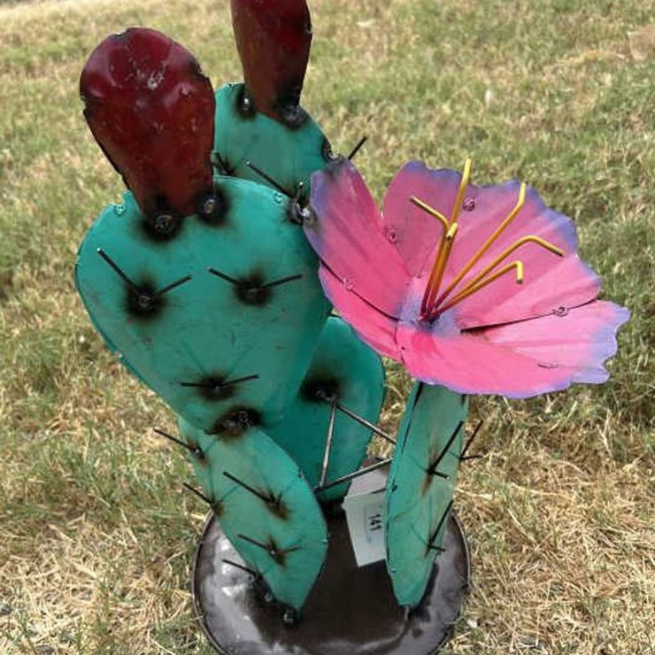 #141 • Metal Art - Small Cactus w/Pink Flowers