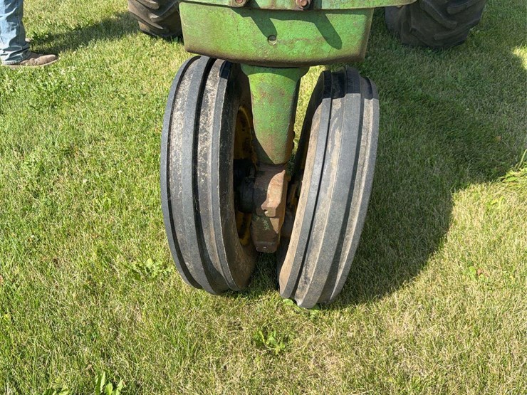 john-deere-730-image-9