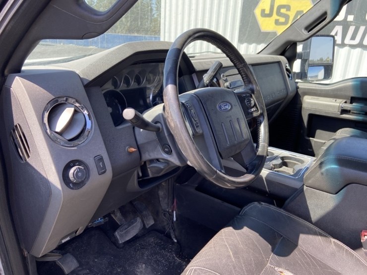 2011-ford-f350-image-22