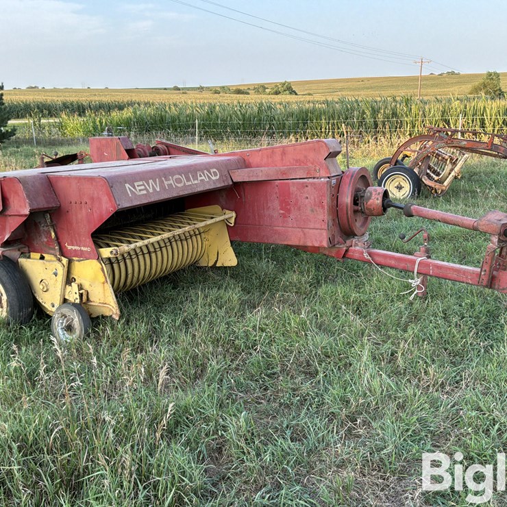 NEW HOLLAND HAYLINER 273