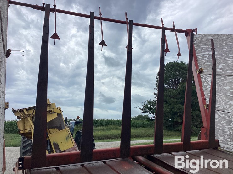 new-holland-stackliner-1034-image-11