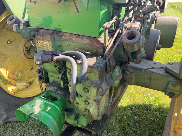john-deere-730-image-39