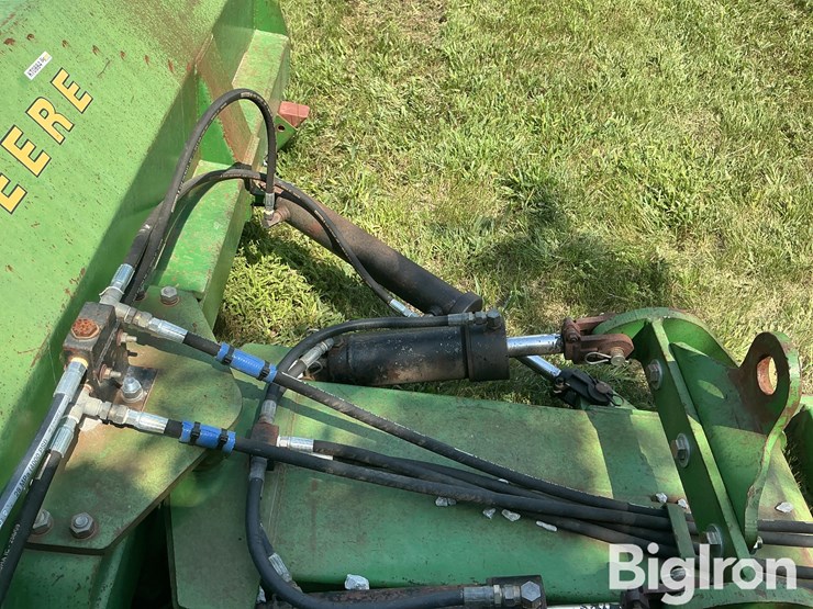 john-deere-10-image-12