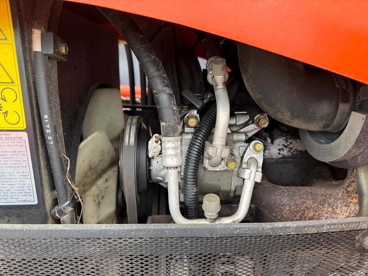 kubota-m125x-image-21