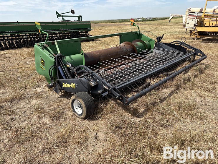 2000-john-deere-914p-image-3