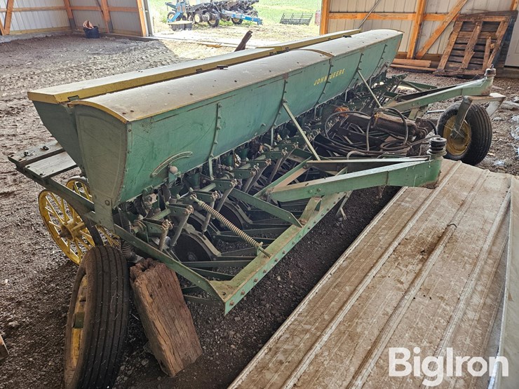 john-deere-model-a-image-3