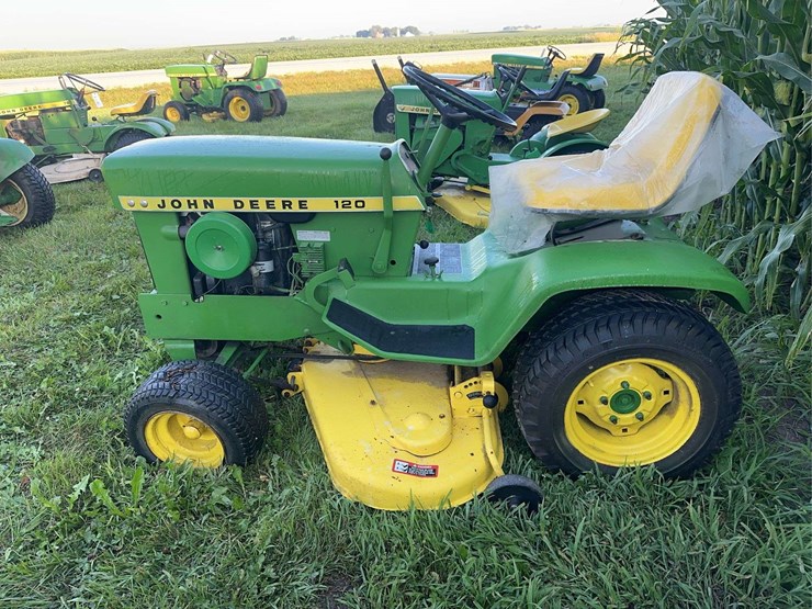 john-deere-120-image-2