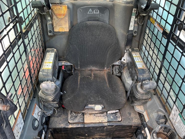 2019-bobcat-t770-image-19