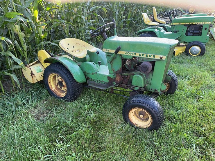 john-deere-110-image-3