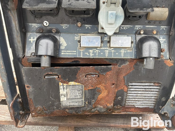massey-ferguson-730-image-13