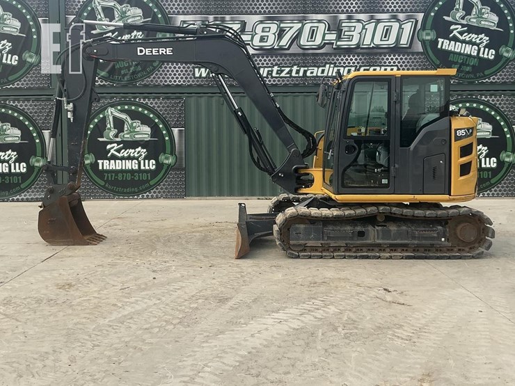 2023-deere-85-p-tier-image-1