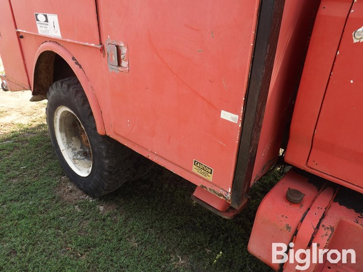 1985-ford-f7000-image-17
