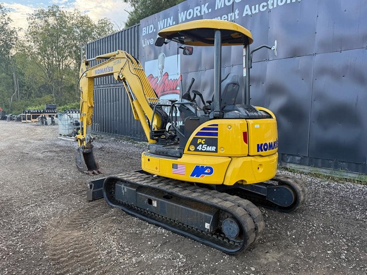 2023-komatsu-pc45mr-5-image-2