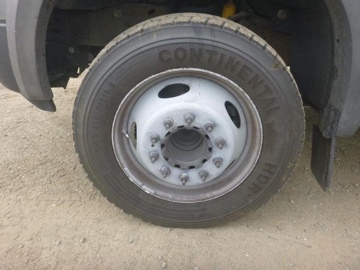 2005-ford-f450-image-19