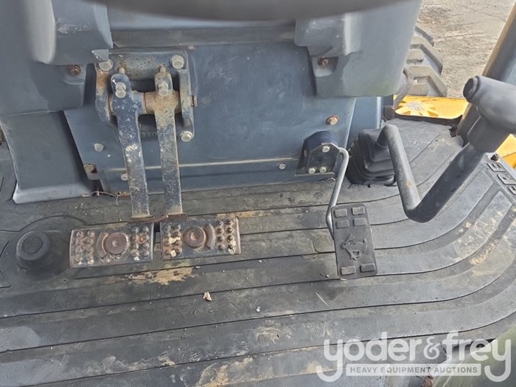 deere-310g-image-45