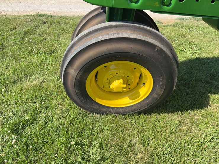john-deere-2520-image-14