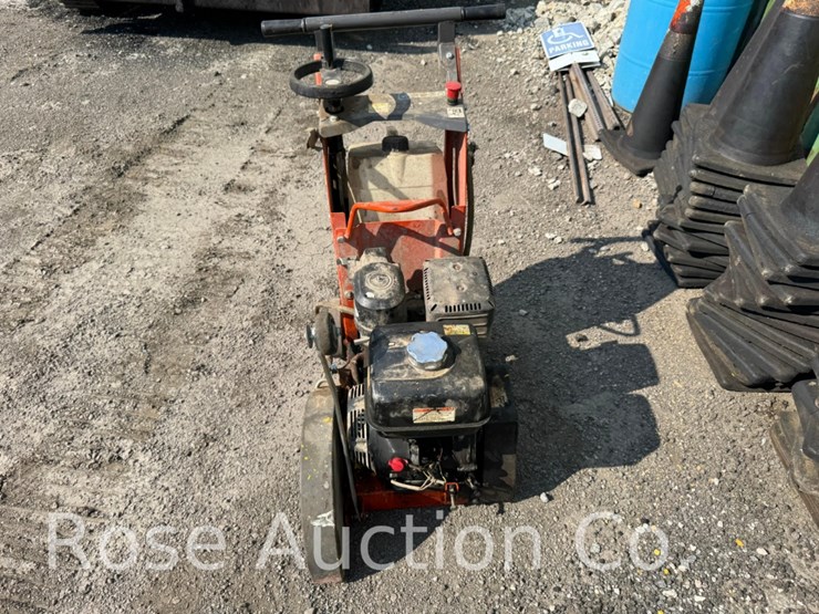 husqvarnq-fs400lv-concrete/asphalt-saw-image-4