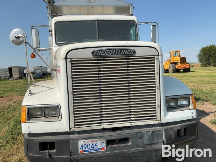 1990-freightliner-fld120-image-14