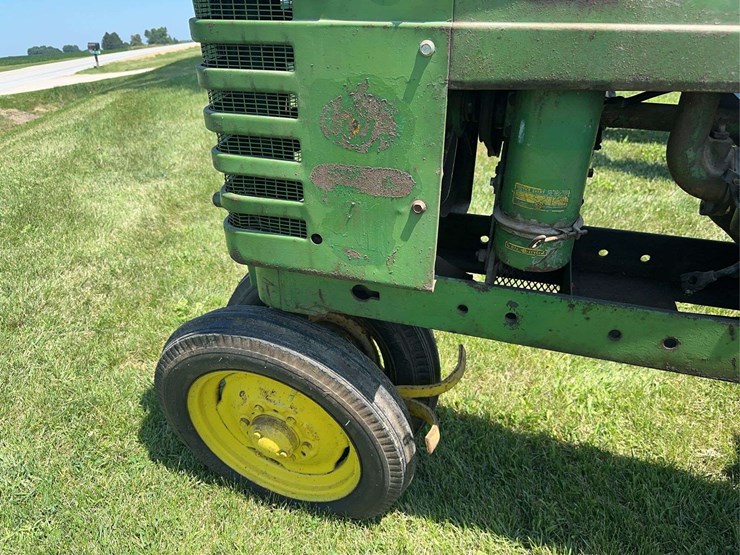john-deere-h-image-9