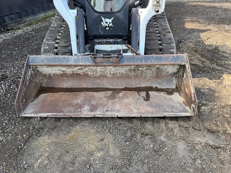 2020-bobcat-t76-image-9