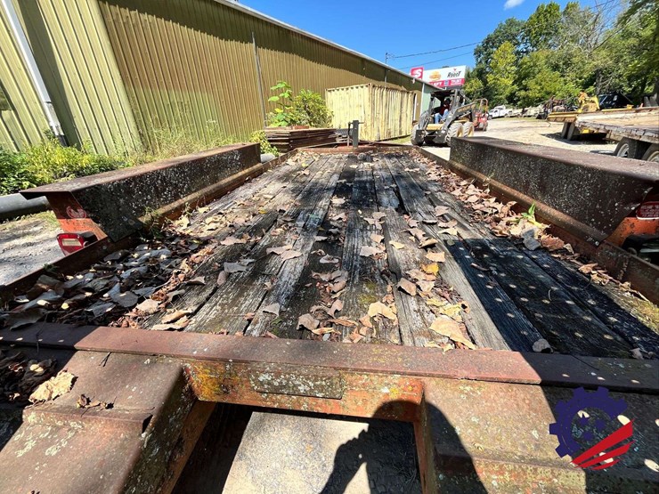 14’-t/a-equipment-tag-trailer-image-22