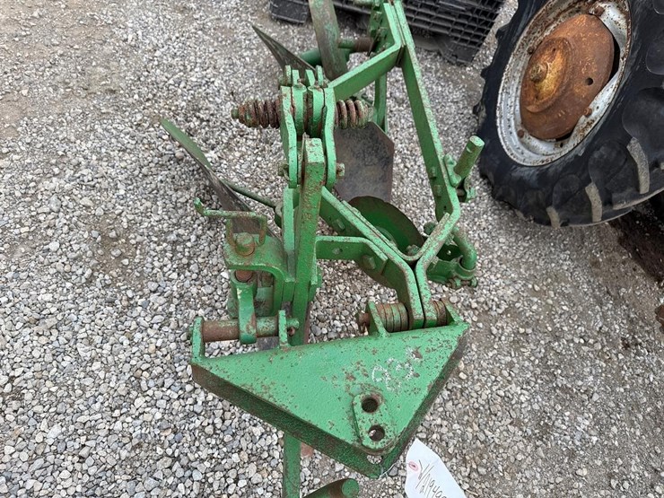john-deere-m-image-24
