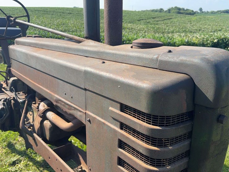 john-deere-b-image-11