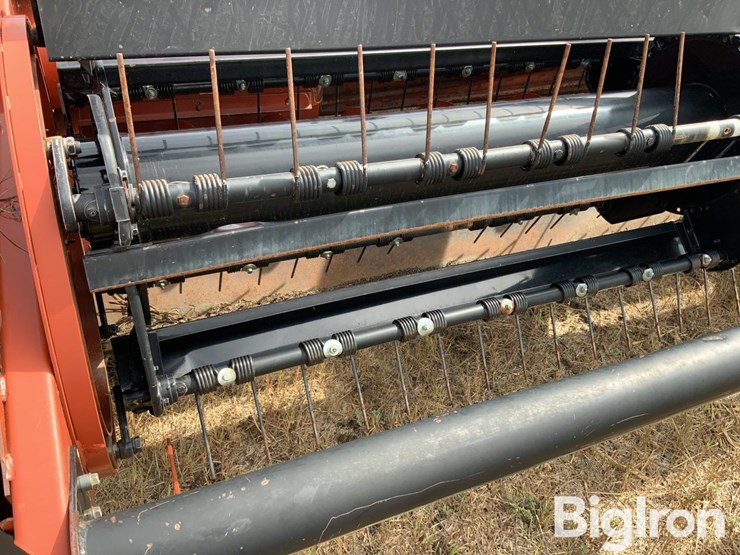 hesston-1270-image-13