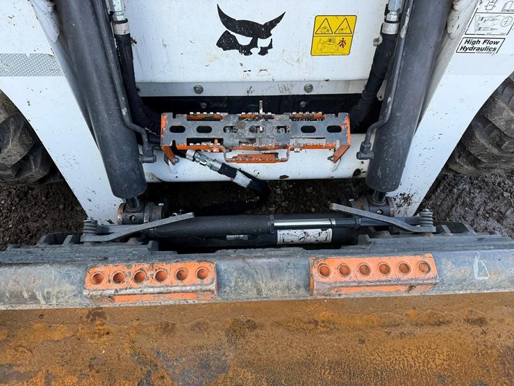 2024-bobcat-s770-image-10