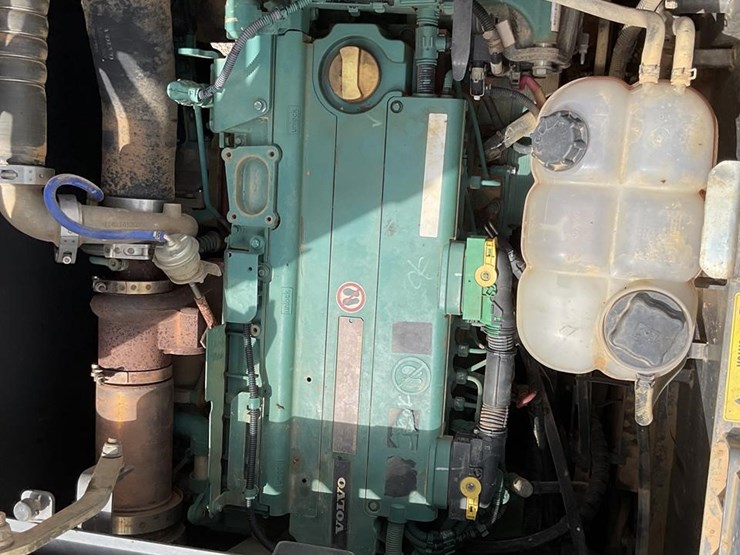 2016-volvo-ec220el-image-18