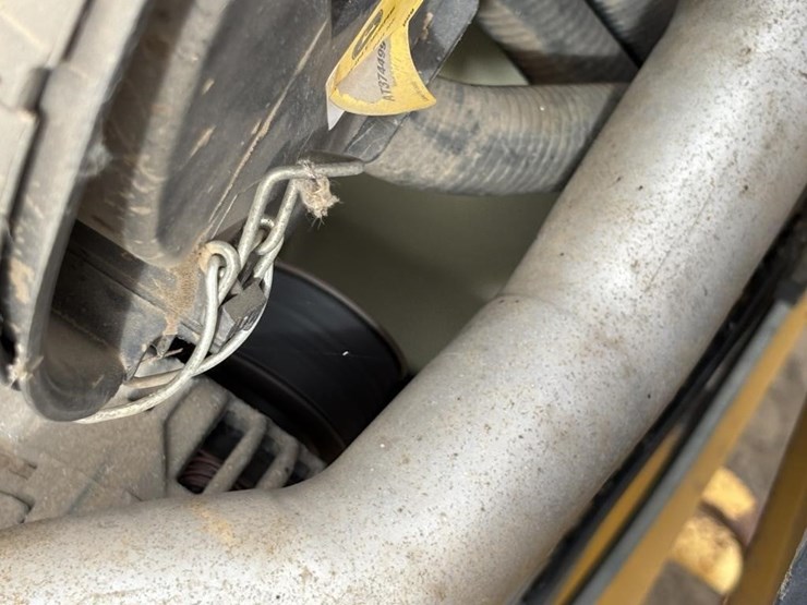 2013-deere-210k-ep-image-48