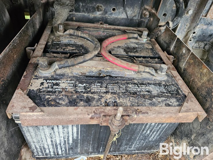 1980-caterpillar-3208-image-11