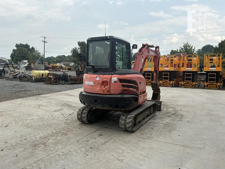 2014-kubota-kx040-4-image-4