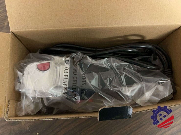 unused-drill-master-4-1/2”-angle-grinder,-model-69645,-120v,-4.3a-image-2