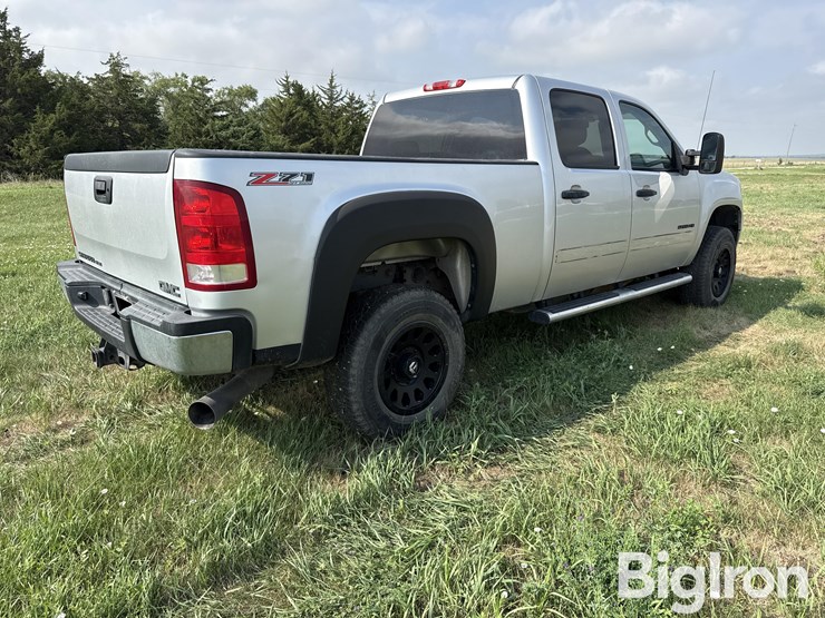2012-gmc-2500-image-5