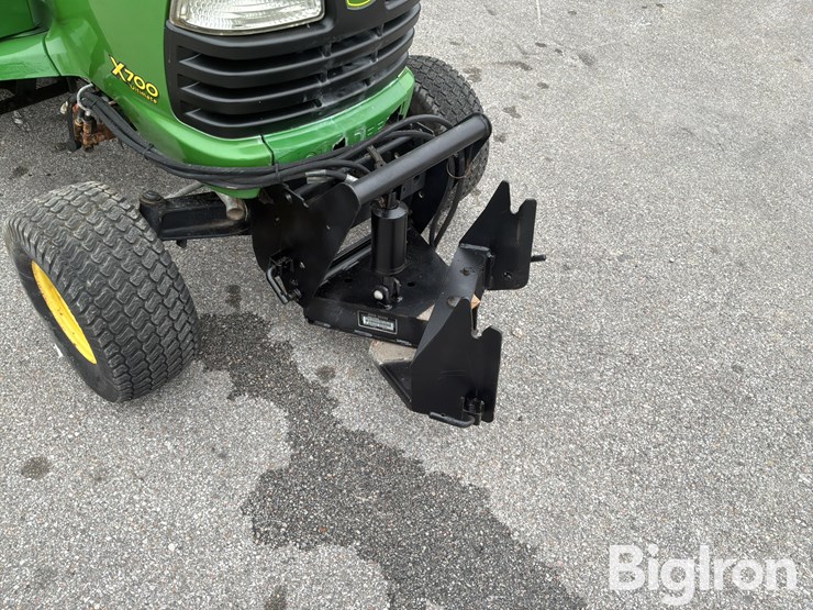 2009-john-deere-x700-image-12