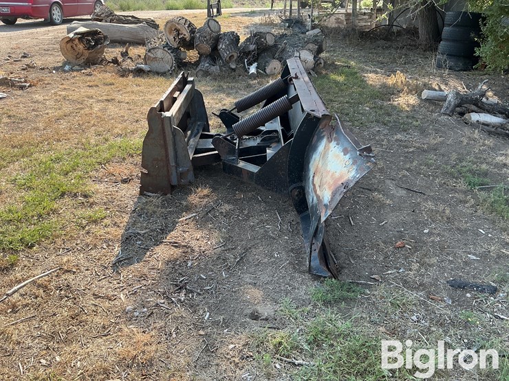 snow-blade-attachment-image-4