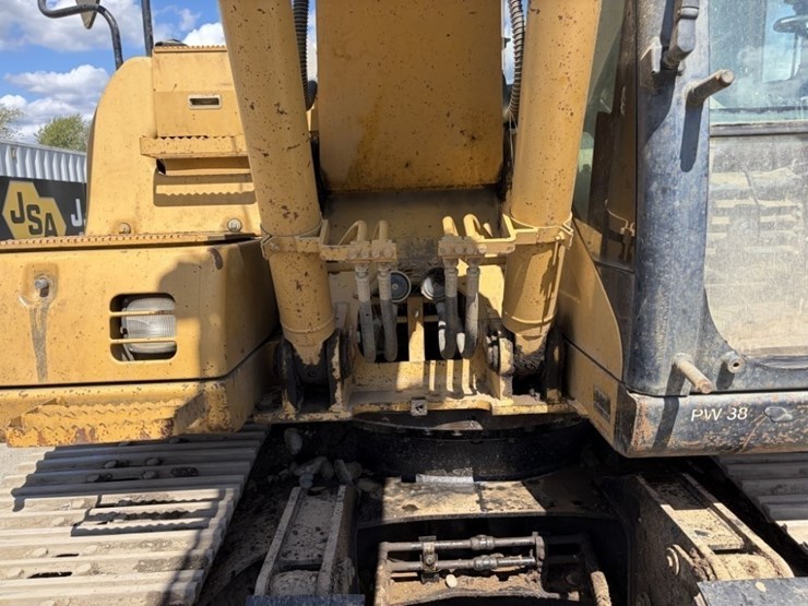 2003-caterpillar-315c-image-21
