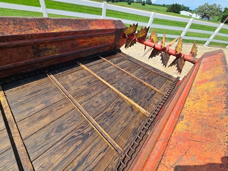 new-holland-512-image-27