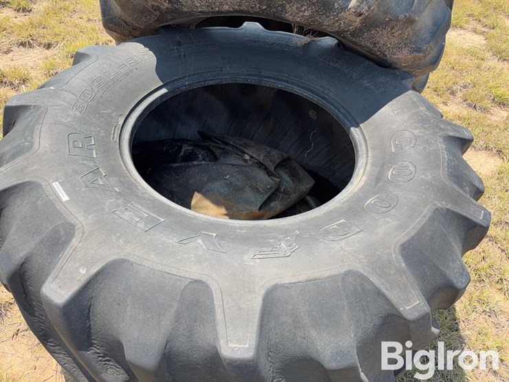 goodyear-30.5l32-tires-image-9