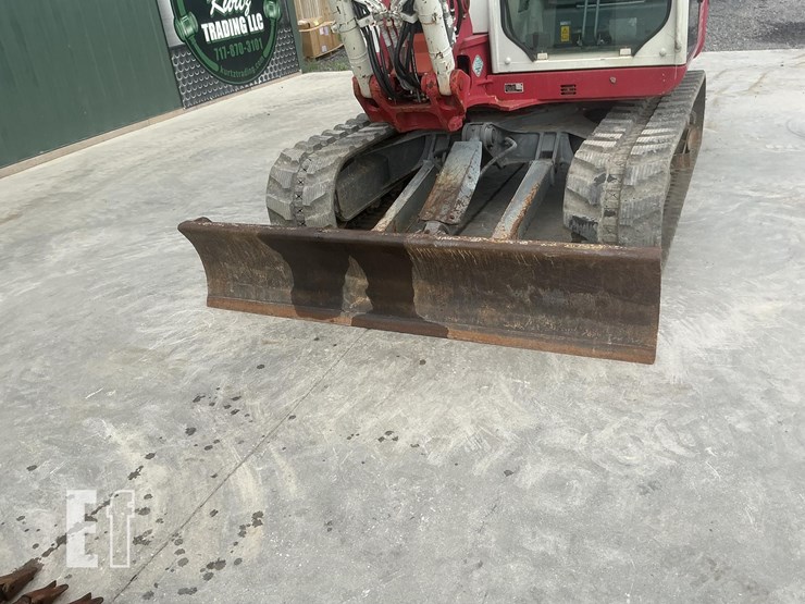 2015-takeuchi-tb290-image-14