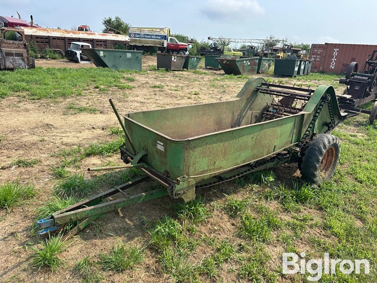 john-deere-11-image-1