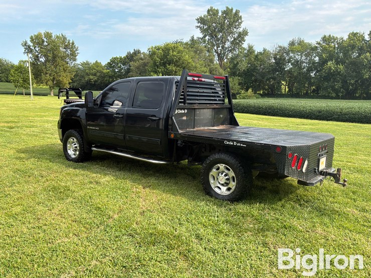 2009-gmc-sierra-2500-image-7