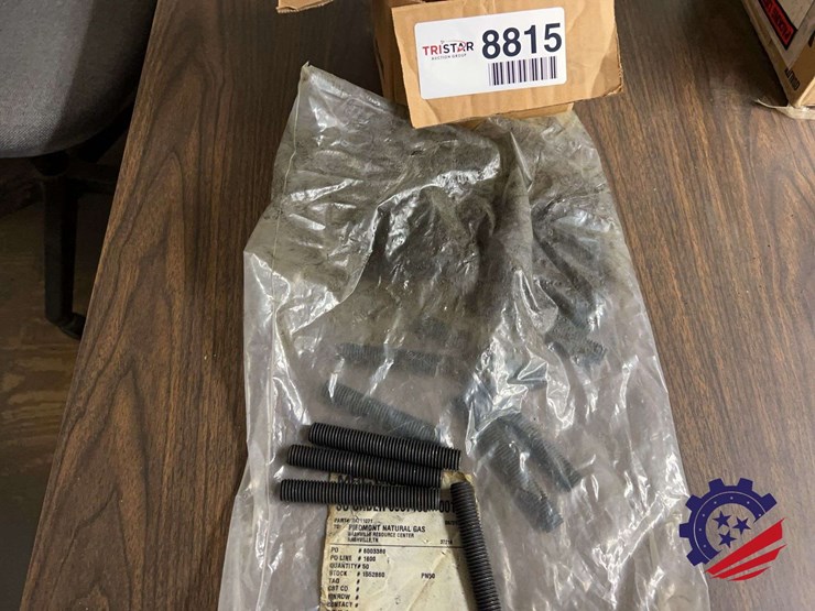 5/8-x-4-1/4"-b7-threaded-stud-bolts,-mrc-global,-qty-22-image-3