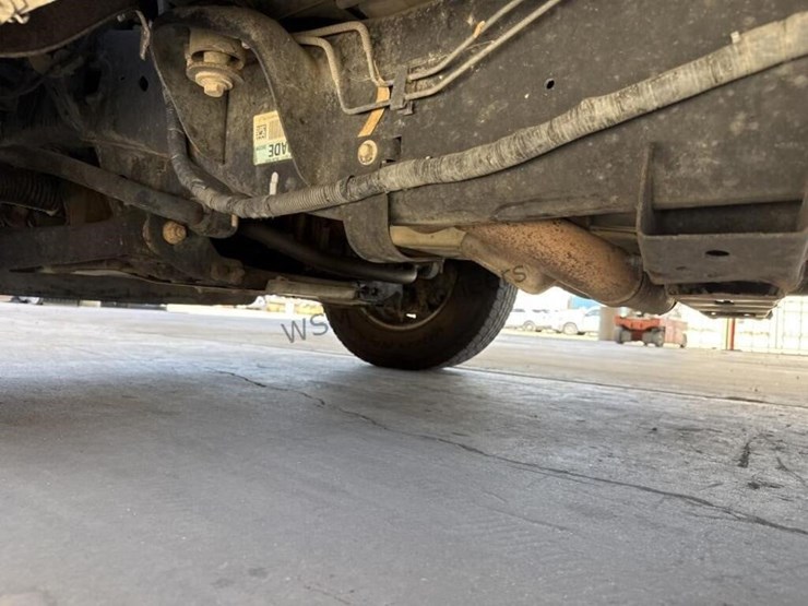 2011-ford-f150-image-24