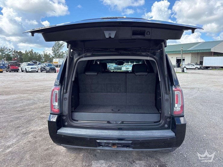 2015-gmc-yukon-image-29
