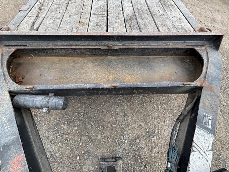 2019-towmaster-t-14dt-image-15