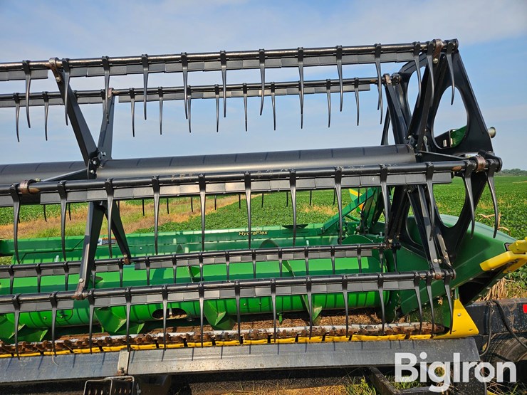2012-john-deere-625f-image-11