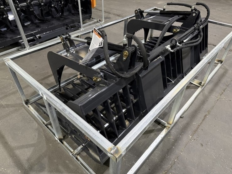 2026-arteer-rgb-84w-rock-grapple-bucket-image-3